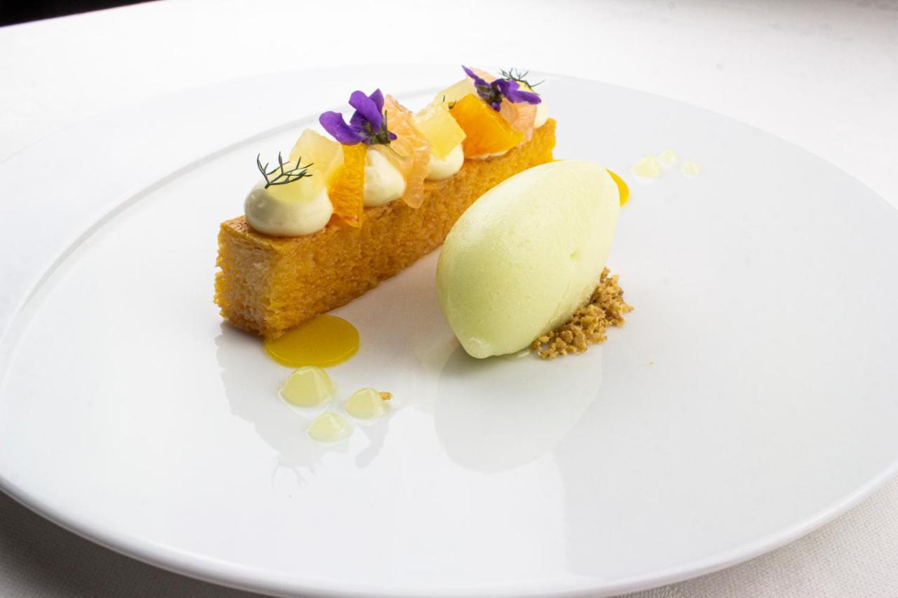 Chateau D'Origny, Chambres D'Hotes Et Restaurant Gastronomique Ouches Bagian luar foto