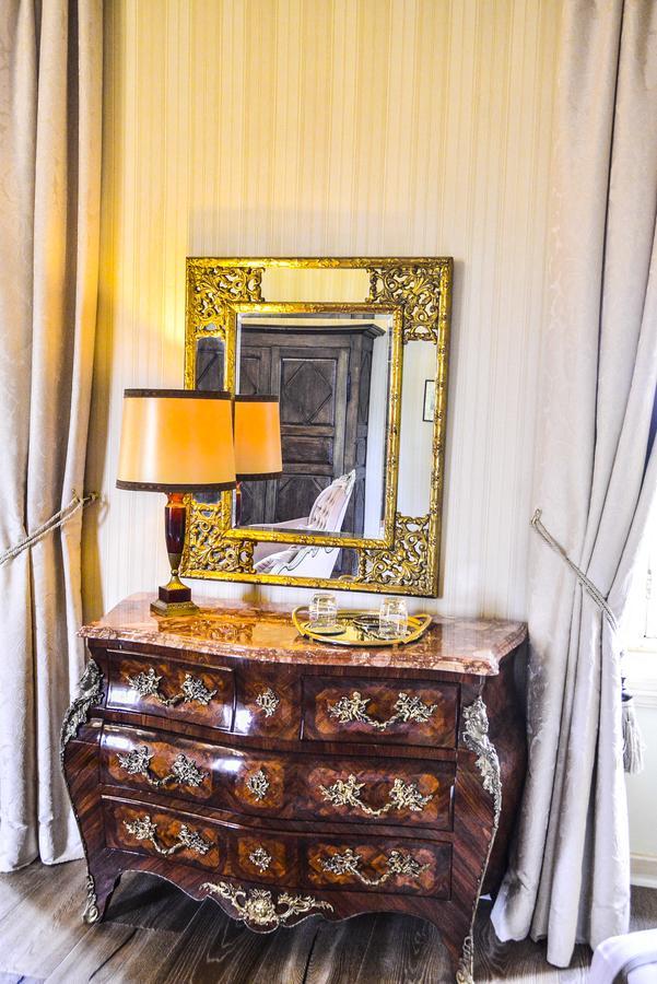 Chateau D'Origny, Chambres D'Hotes Et Restaurant Gastronomique Ouches Bagian luar foto