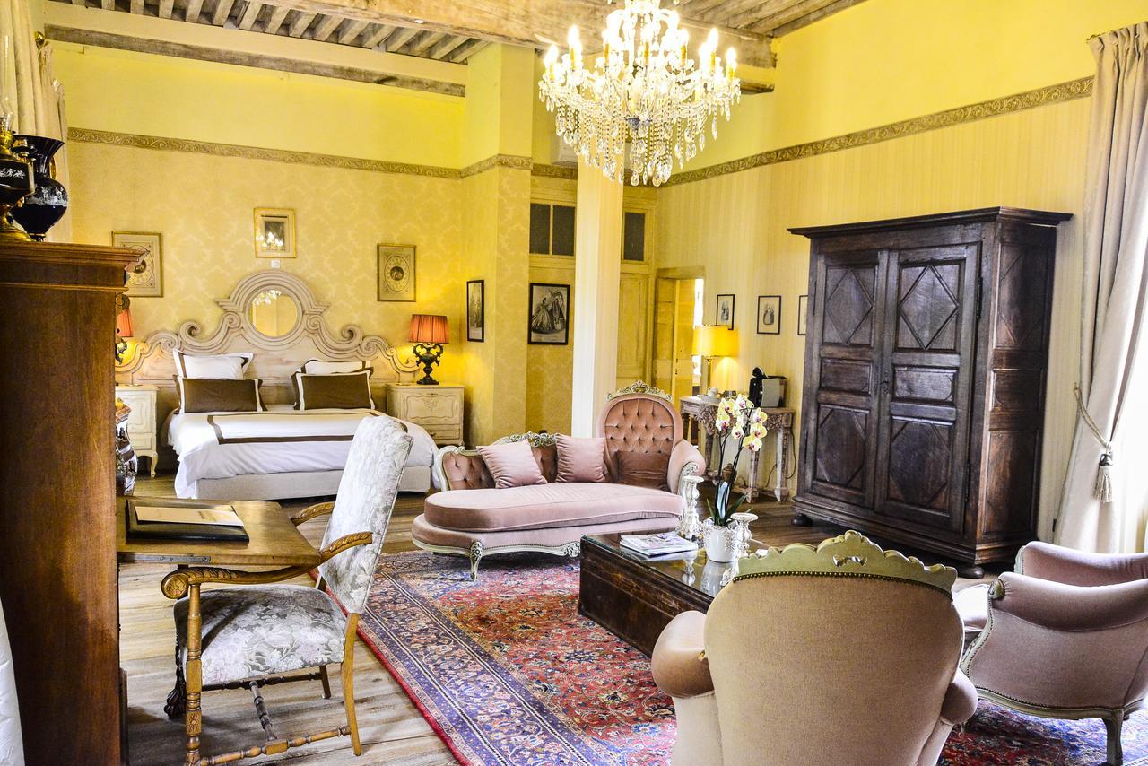 Chateau D'Origny, Chambres D'Hotes Et Restaurant Gastronomique Ouches Bagian luar foto