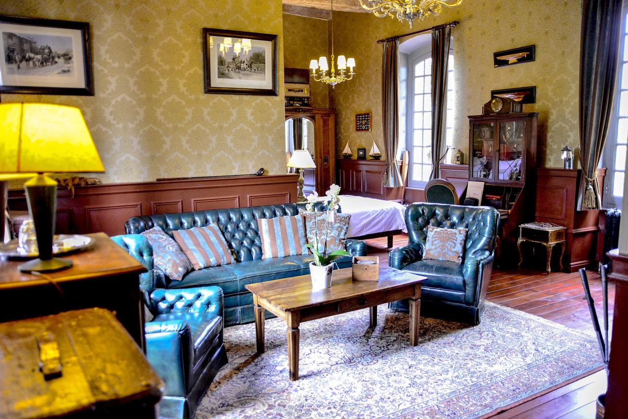 Chateau D'Origny, Chambres D'Hotes Et Restaurant Gastronomique Ouches Bagian luar foto