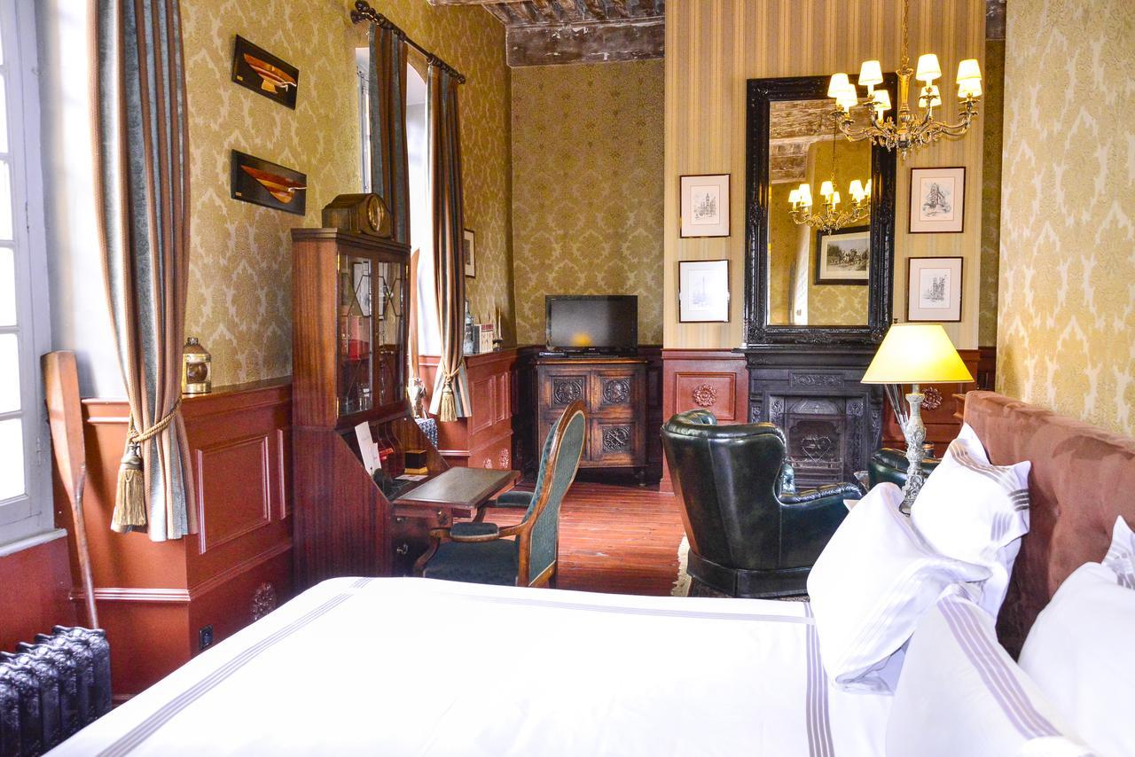 Chateau D'Origny, Chambres D'Hotes Et Restaurant Gastronomique Ouches Bagian luar foto