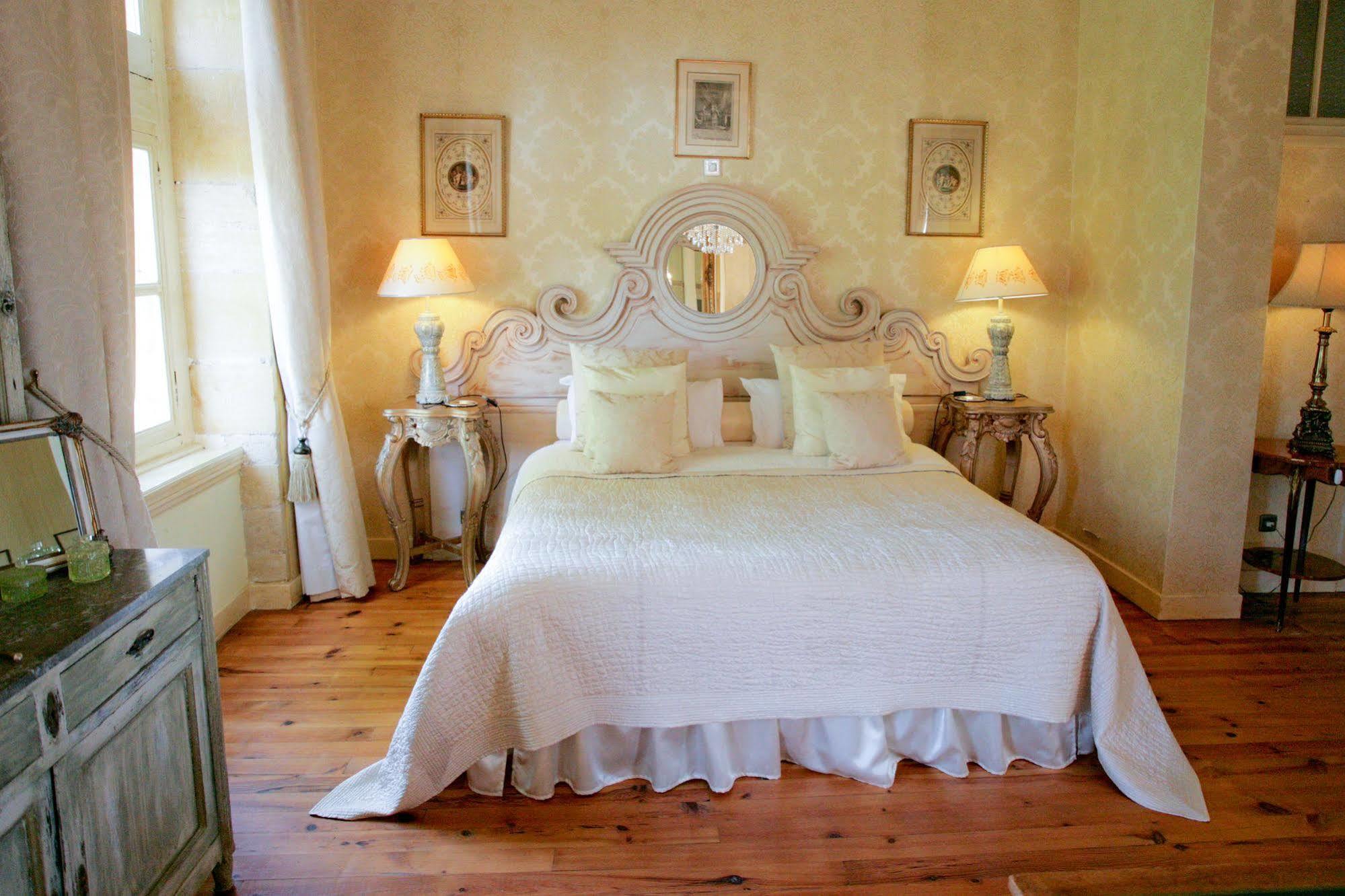 Chateau D'Origny, Chambres D'Hotes Et Restaurant Gastronomique Ouches Bagian luar foto